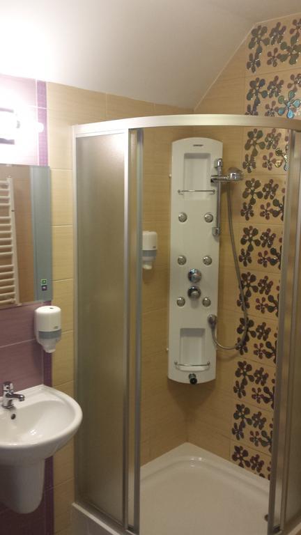 Pawlakowa Zagroda Hotel Grabiny-Zameczek Szoba fotó