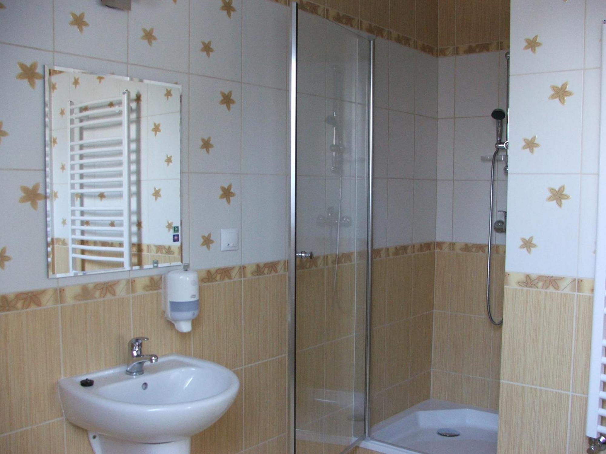 Pawlakowa Zagroda Hotel Grabiny-Zameczek Kültér fotó