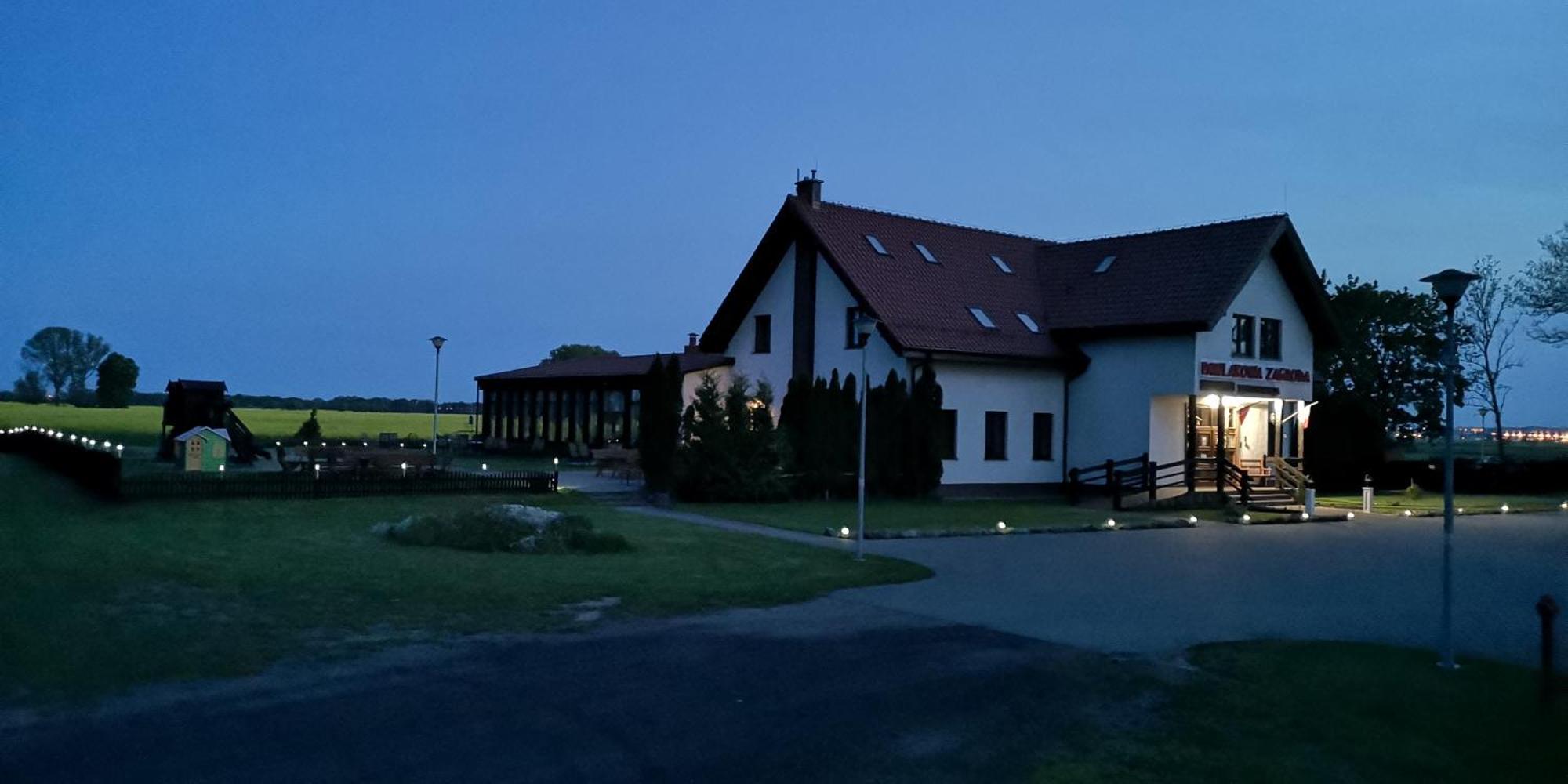 Pawlakowa Zagroda Hotel Grabiny-Zameczek Kültér fotó