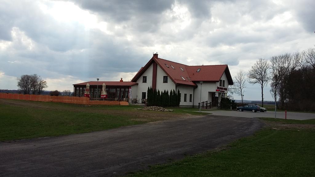 Pawlakowa Zagroda Hotel Grabiny-Zameczek Kültér fotó
